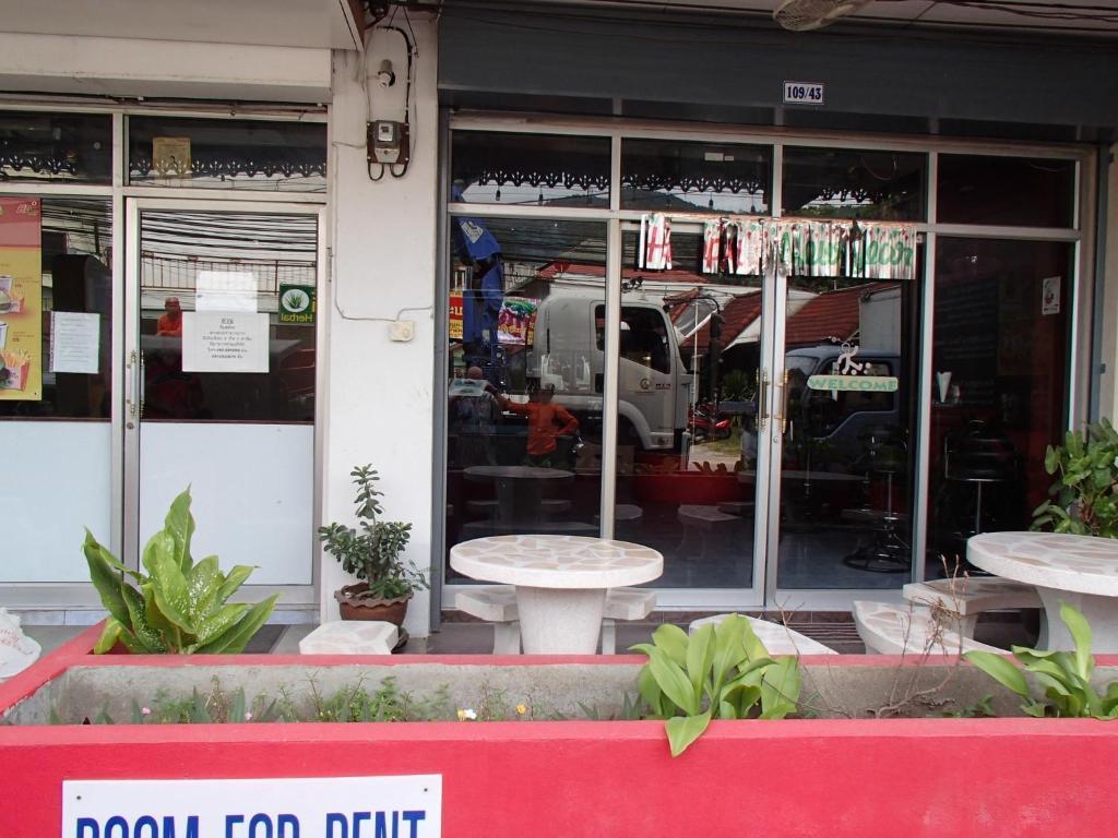 Little Austria Tams Guesthouse Praia Chaweng Exterior foto