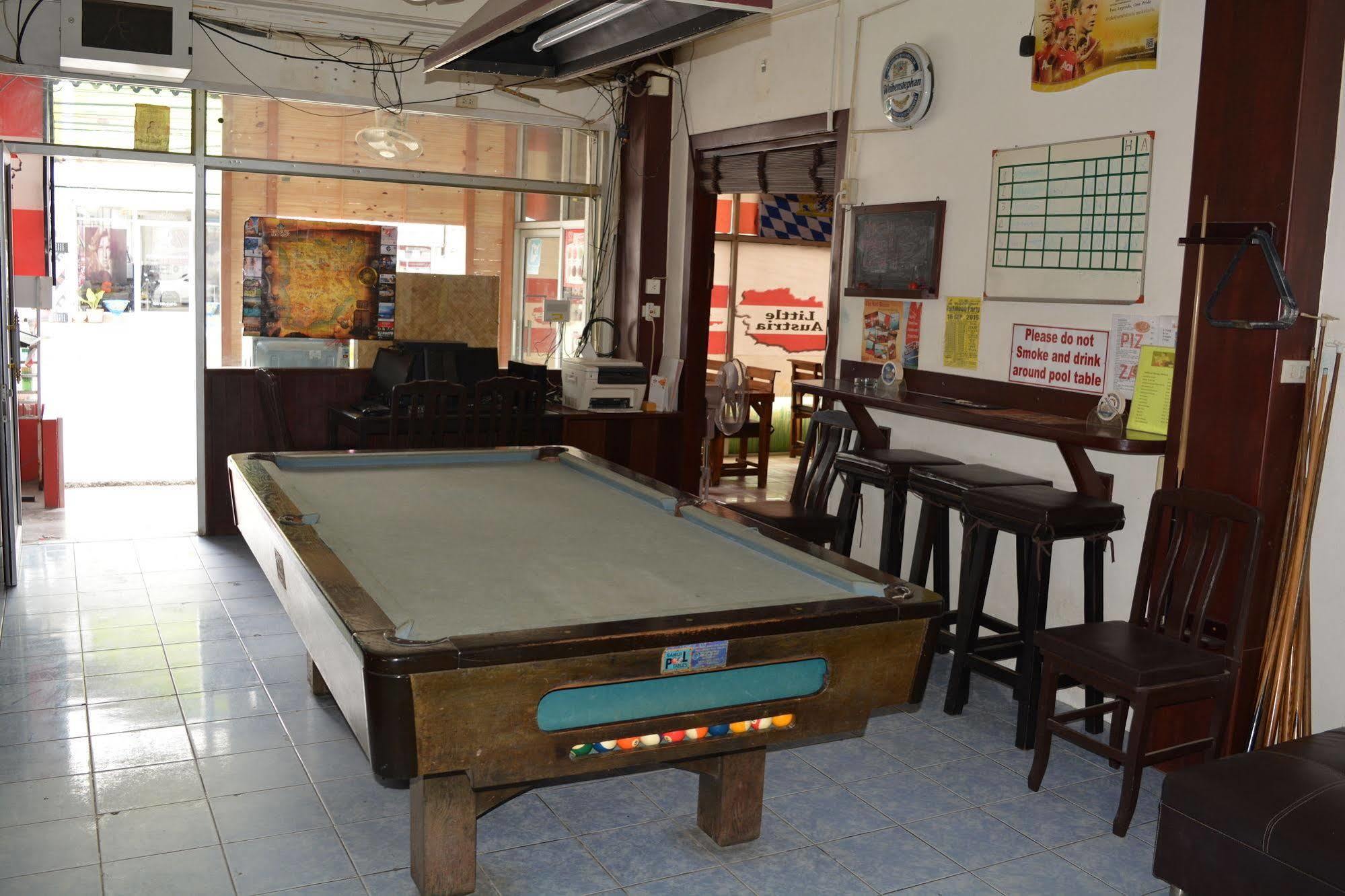 Little Austria Tams Guesthouse Praia Chaweng Exterior foto