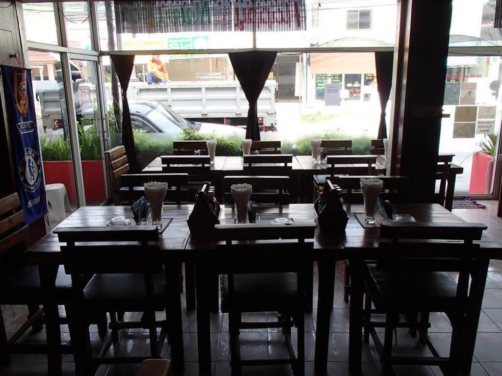 Little Austria Tams Guesthouse Praia Chaweng Exterior foto