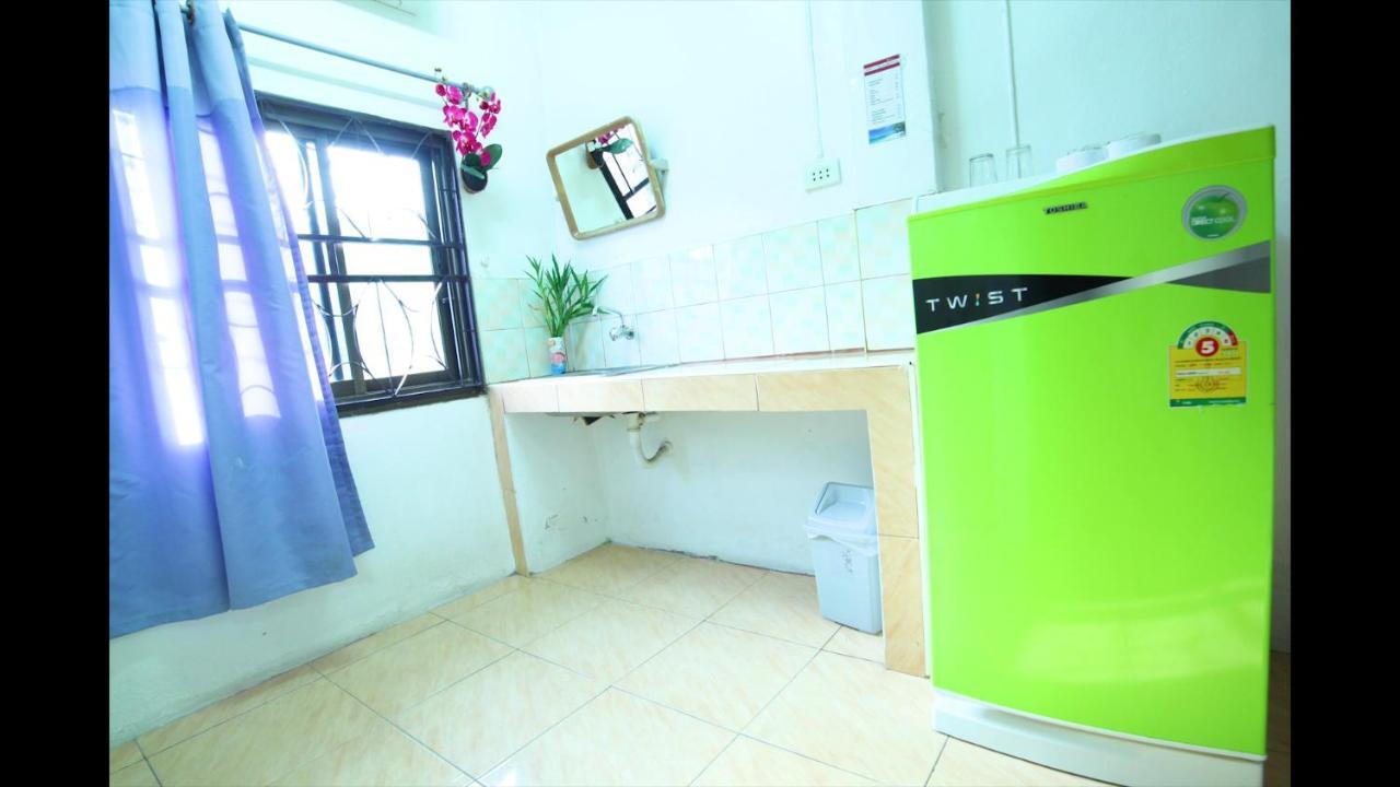 Little Austria Tams Guesthouse Praia Chaweng Exterior foto